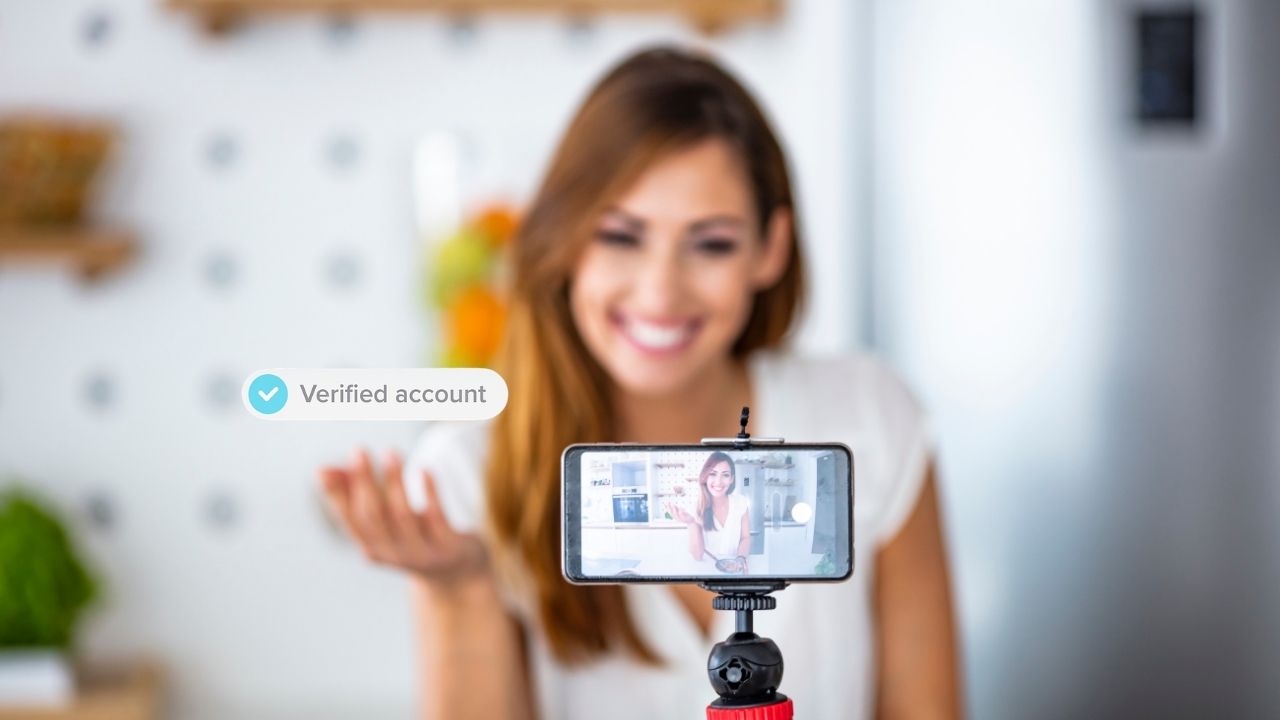 Sosyal Medyada Mavi Tik Nasıl Alınır? PR ve Haberlerin Rolü