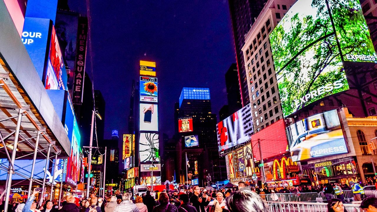 Ajans PR, New York’ta Times Meydanı’nda Dijital Ekranlarda